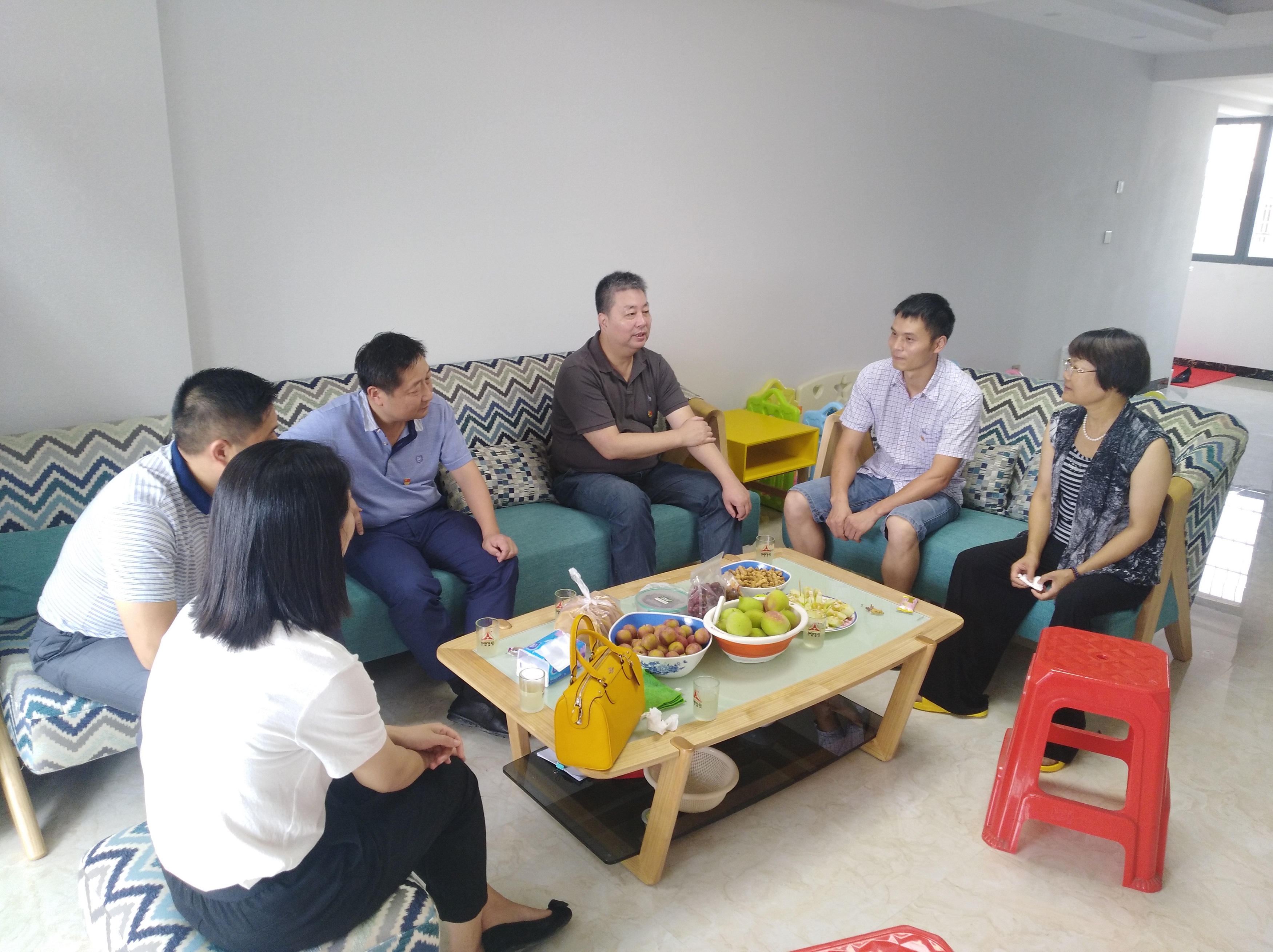 集團公司領導郭佩然在贛尋公司參加基層黨建工作聯系點“五個一”活動